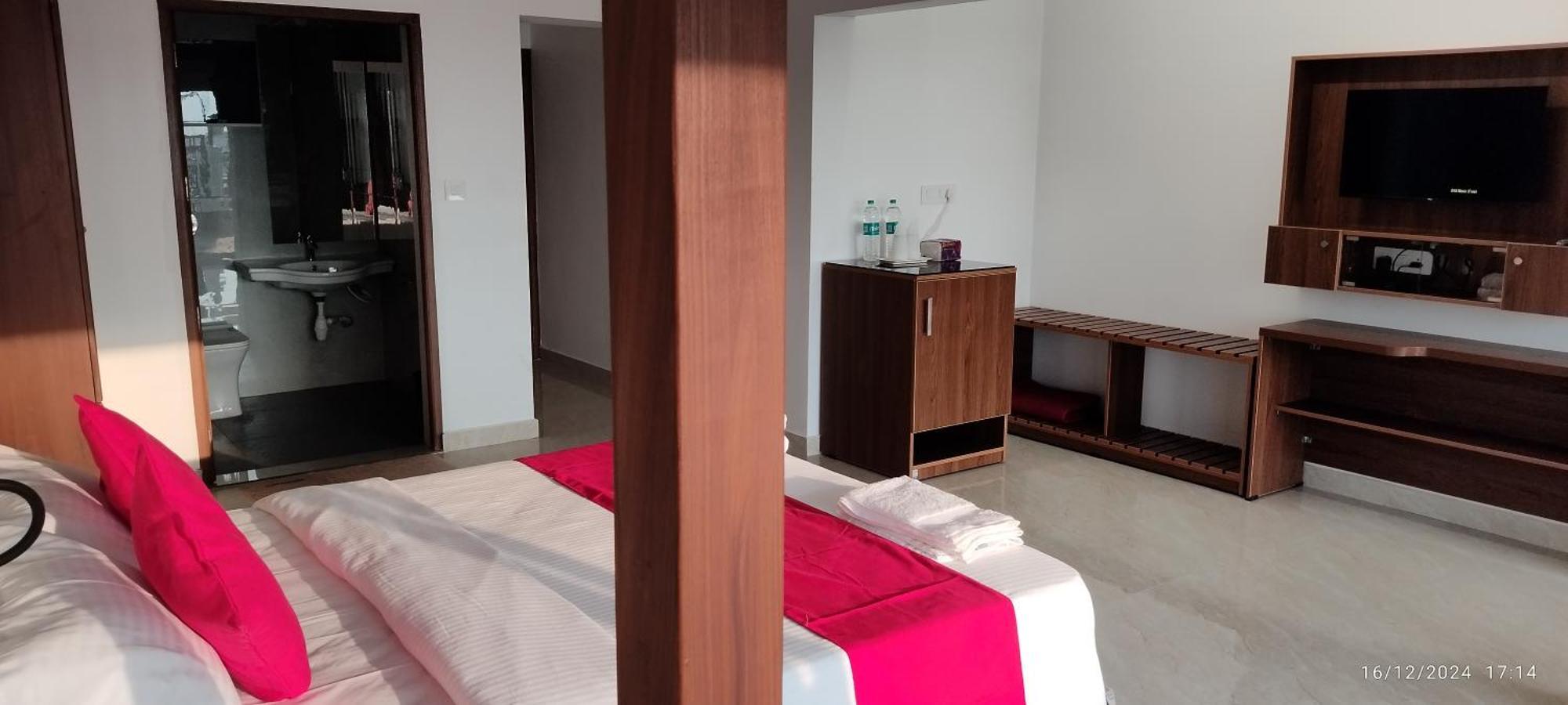 Alleppey Holiday Beach Resort Alappuzha Стая снимка